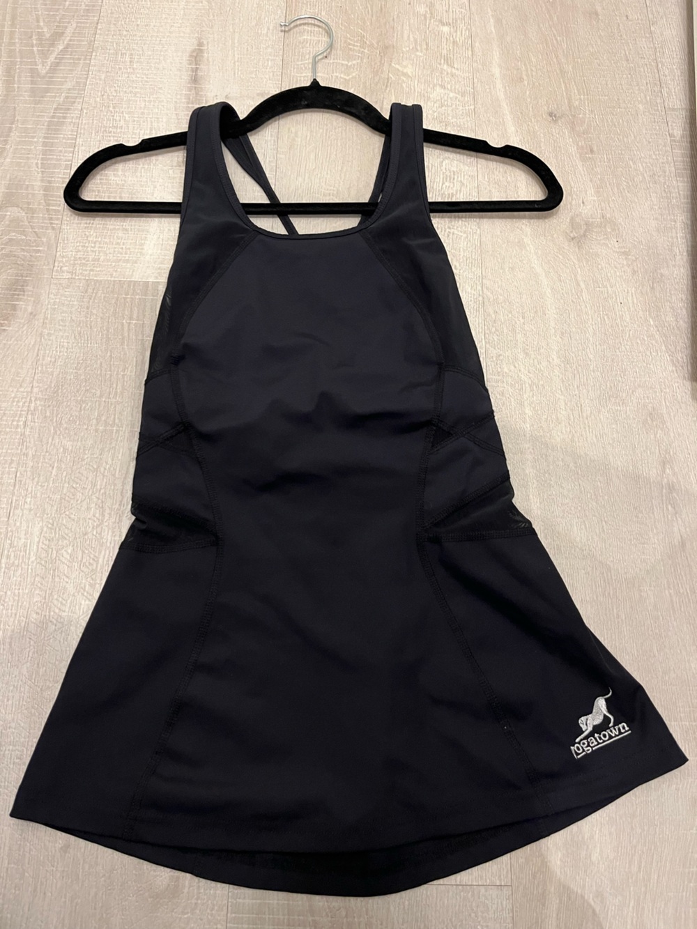 Tonic Women's Black Athletic Tank Top Small